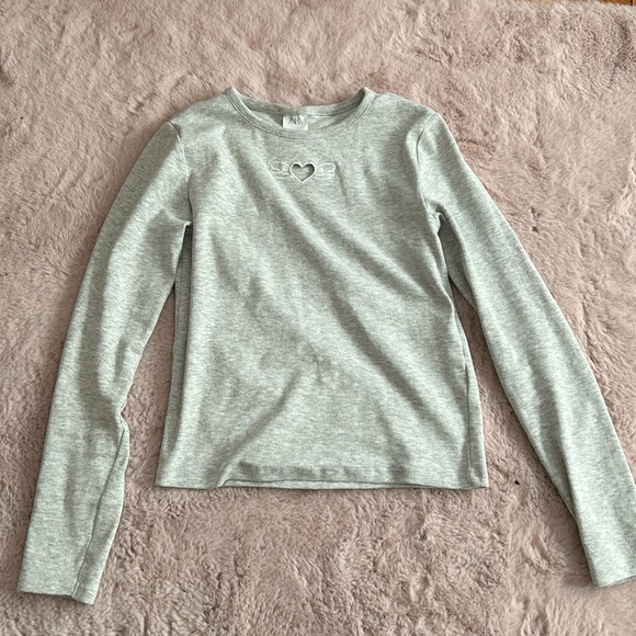 Zara Other - Zara Kids Gray Ribbed Long Sleeve Heart Top Girls 13-14